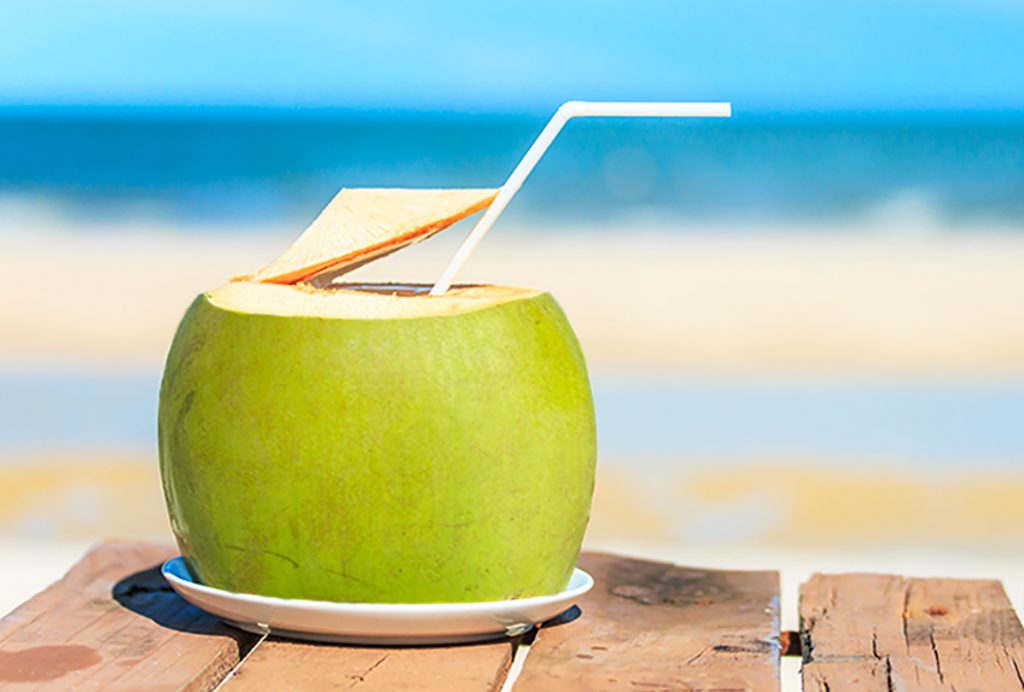  Summer Healthy Food And Drinks-Coconut Water