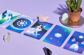 taro cards